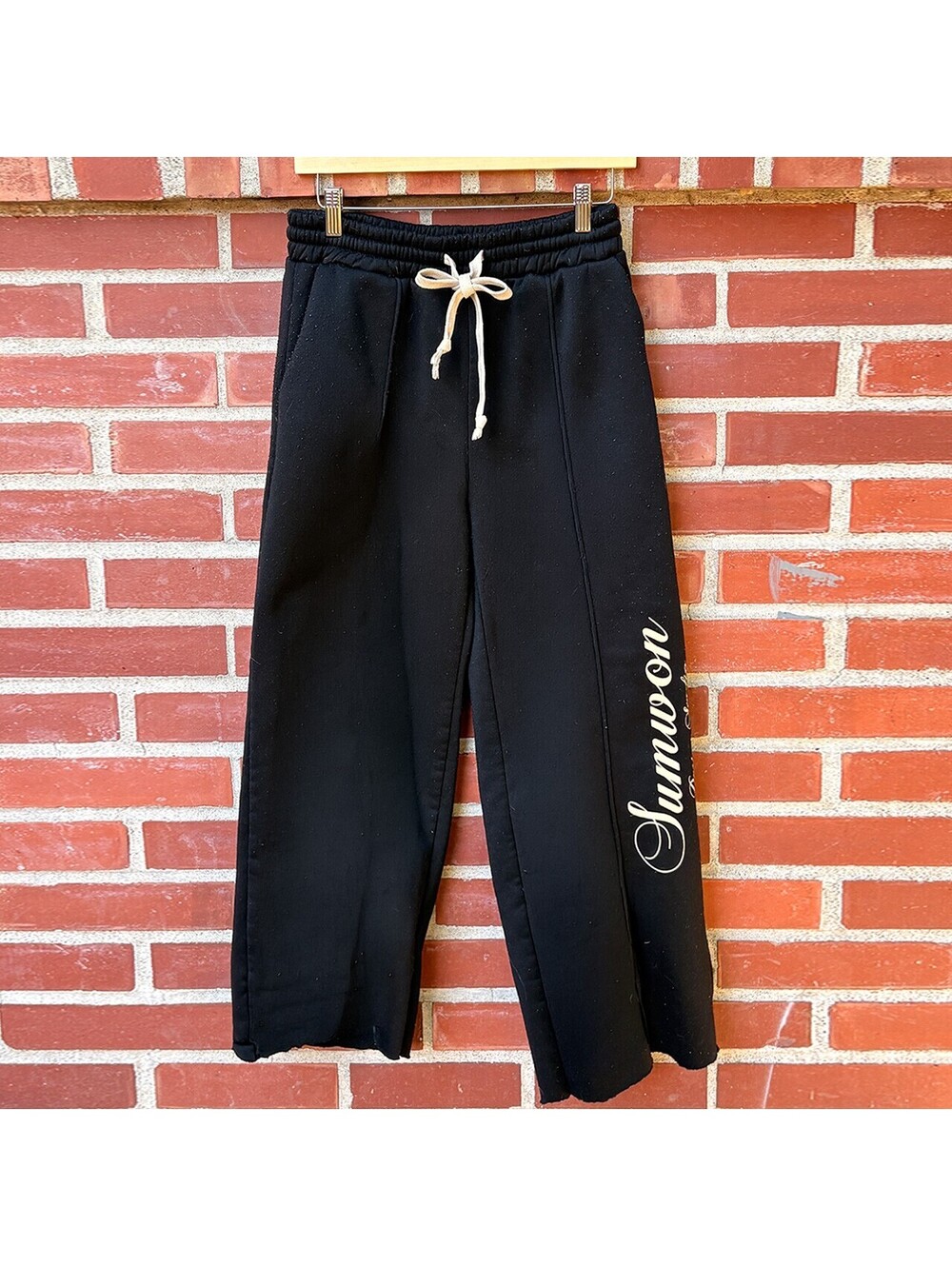SUMWON Black Wide-Leg Sweatpants with Drawstring Waist, Size M